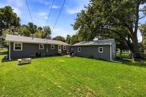 2200 17th Avenue Marion IA 52302
