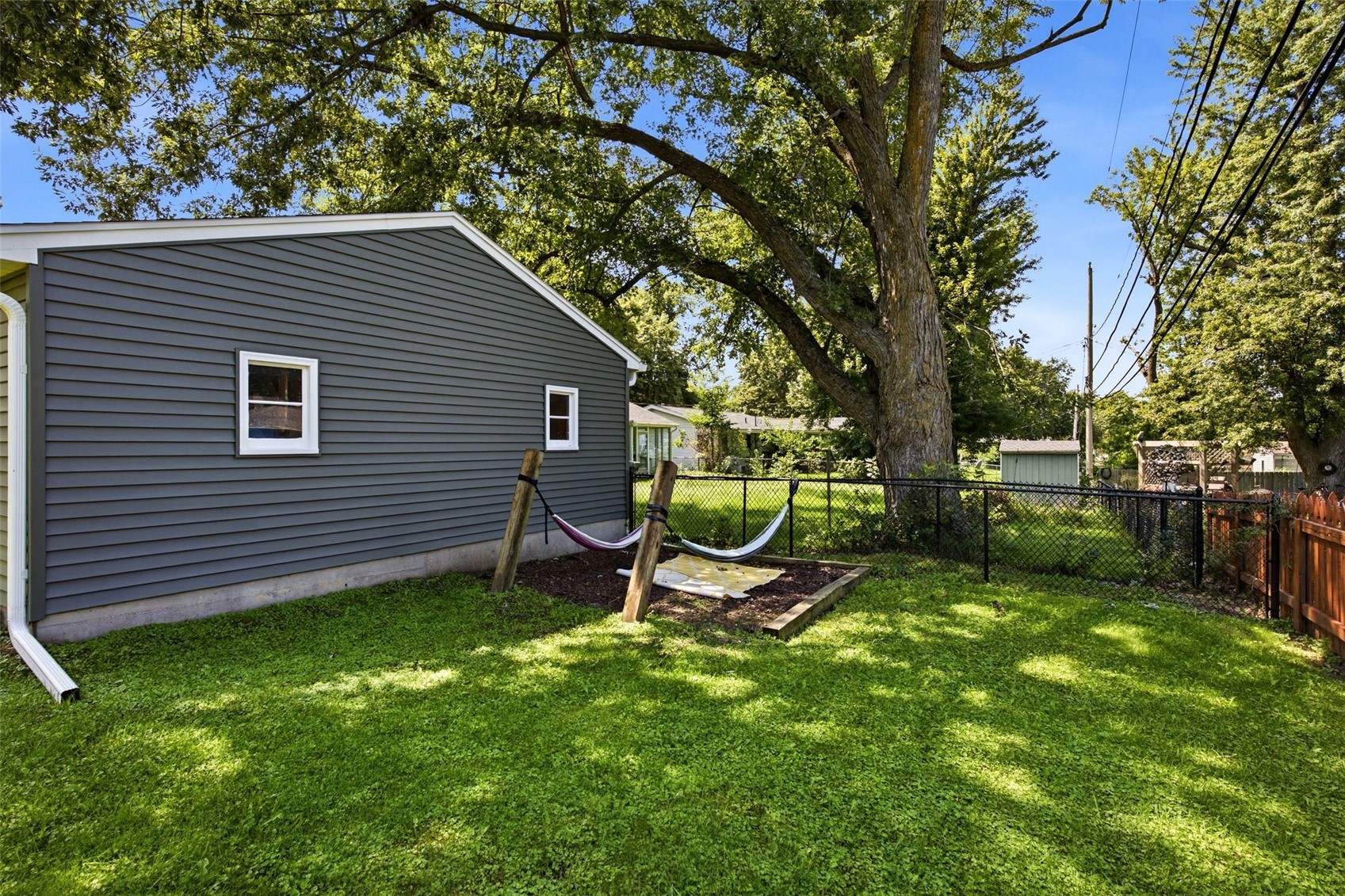 2200 17th Avenue Marion IA 52302