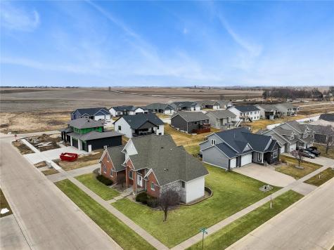 5415 Triple Crown Drive Marion IA 52302