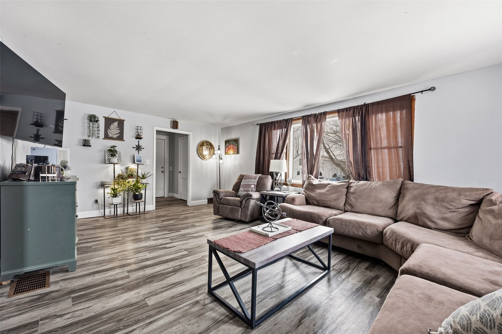 410 6th Avenue Amana IA 52203