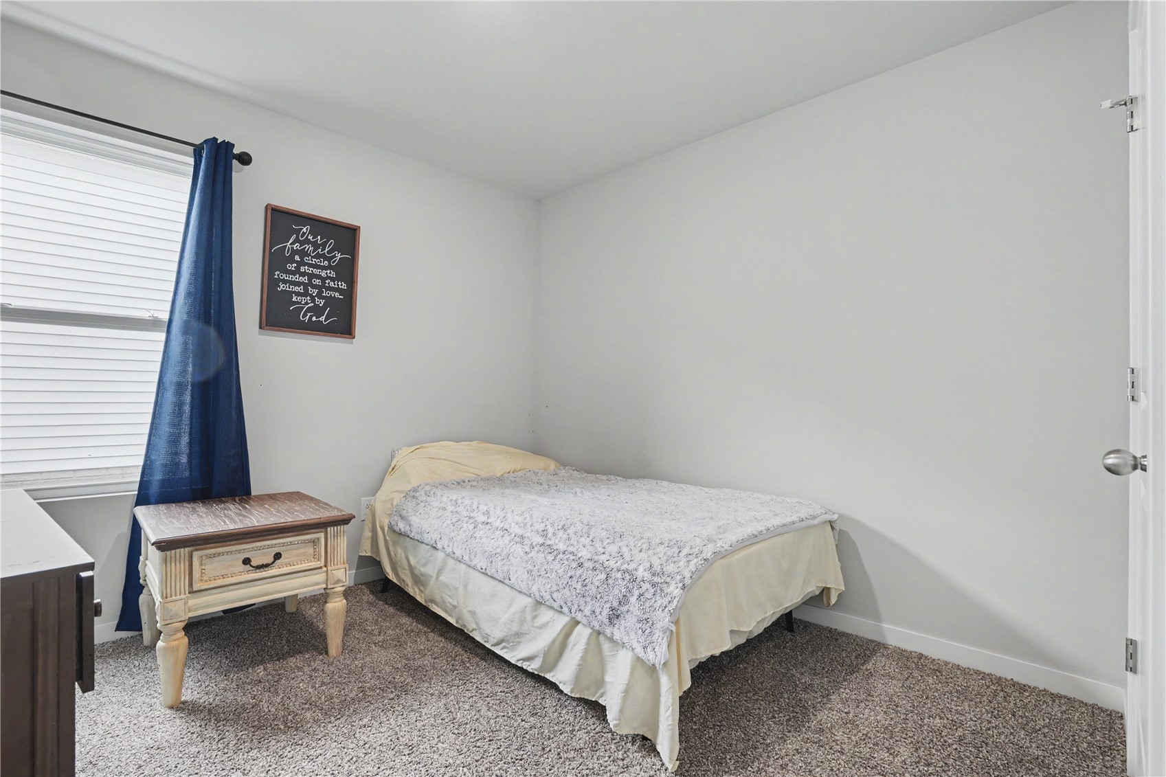 2786 Anne Drive Hiawatha IA 52233