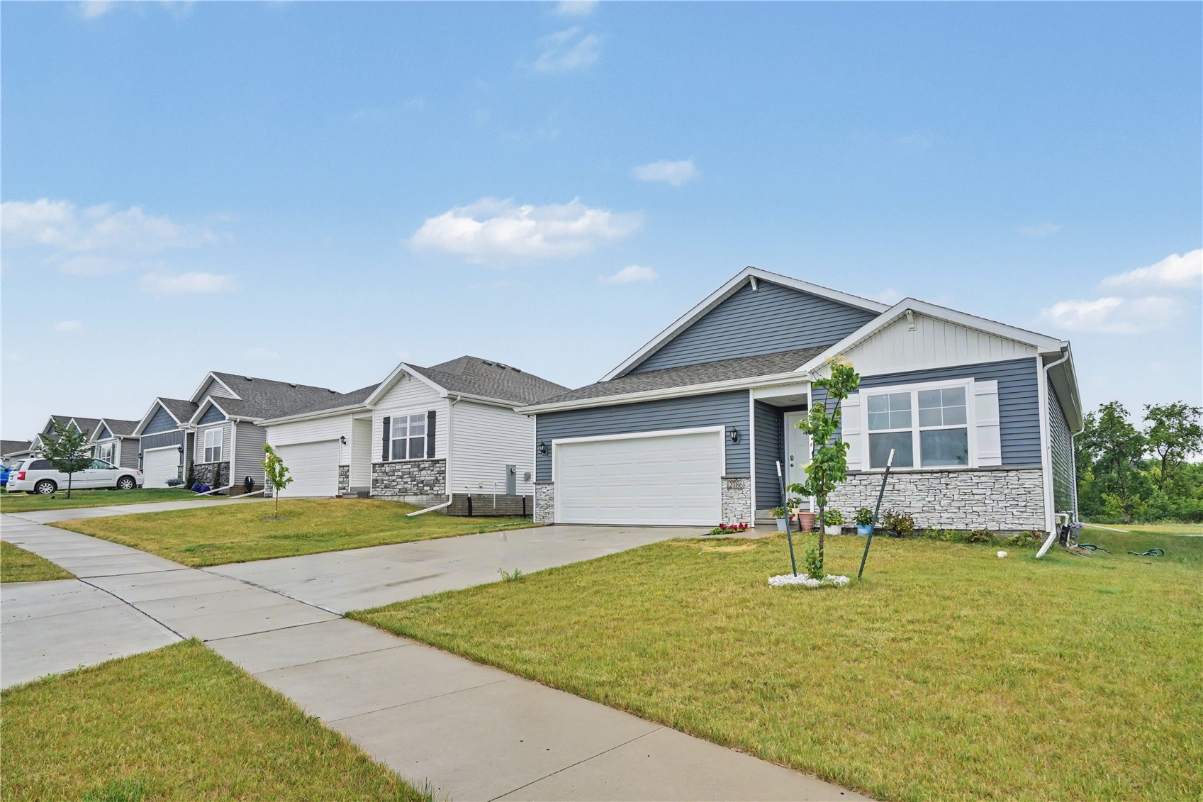 2786 Anne Drive Hiawatha IA 52233
