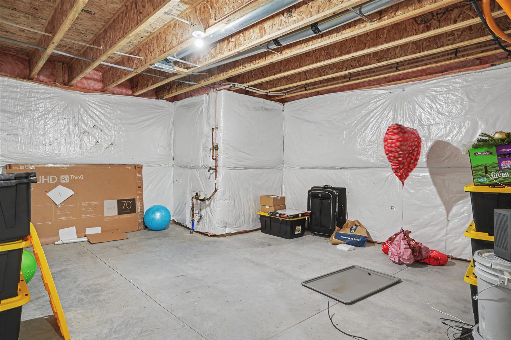 2786 Anne Drive Hiawatha IA 52233