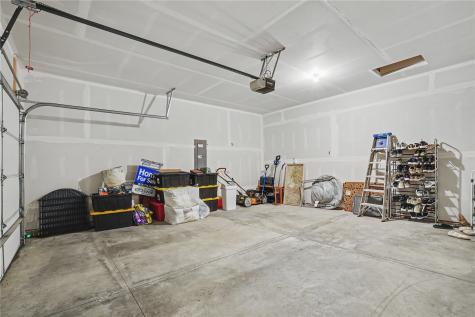 2786 Anne Drive Hiawatha IA 52233