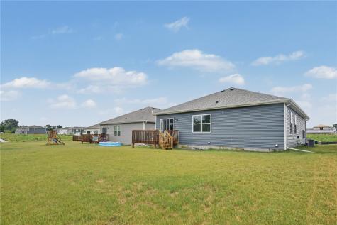 2786 Anne Drive Hiawatha IA 52233