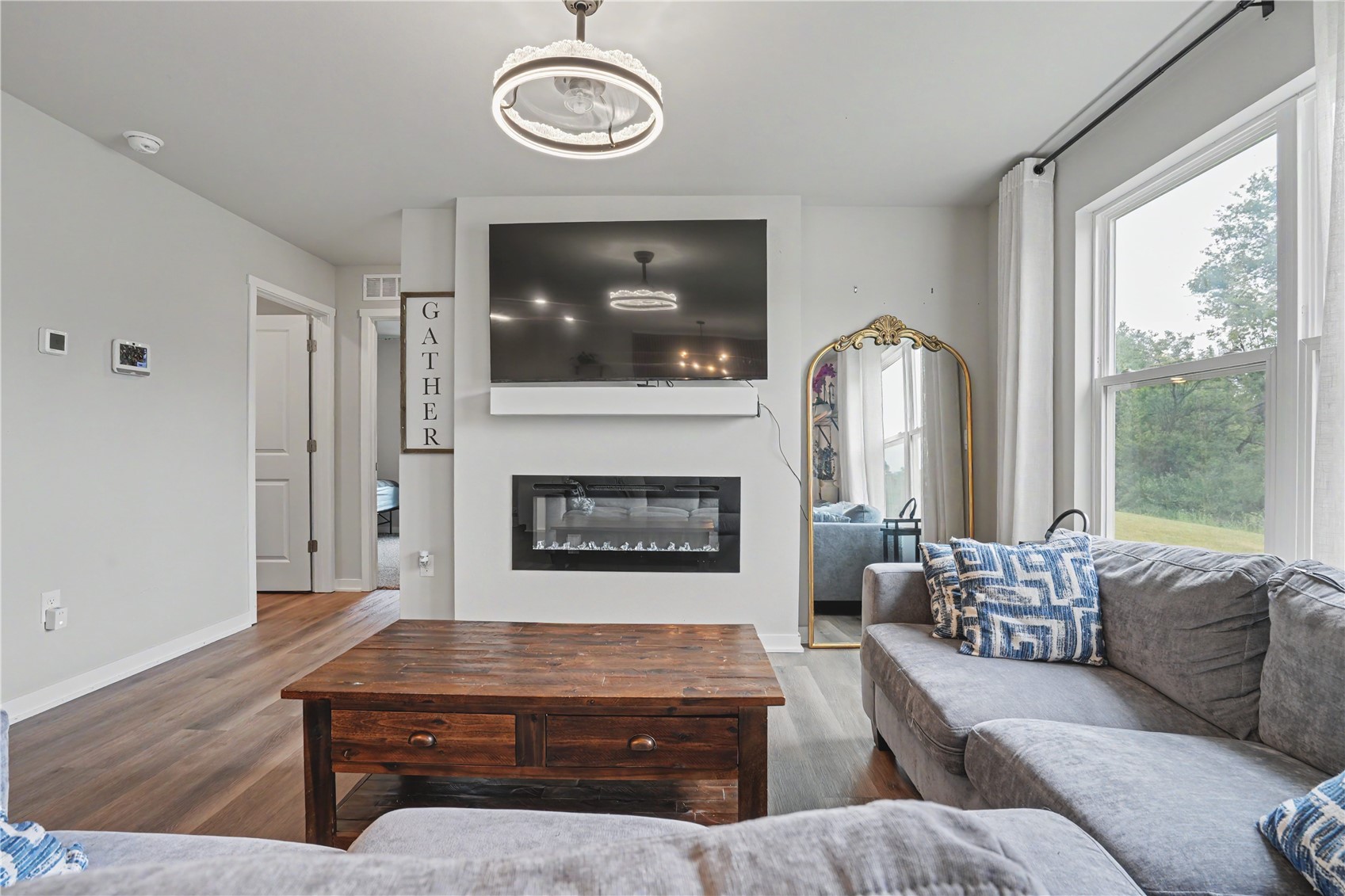 2786 Anne Drive Hiawatha IA 52233