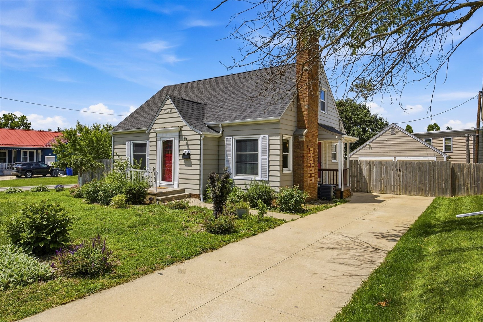 1001 25th Street SE Cedar Rapids IA 52403