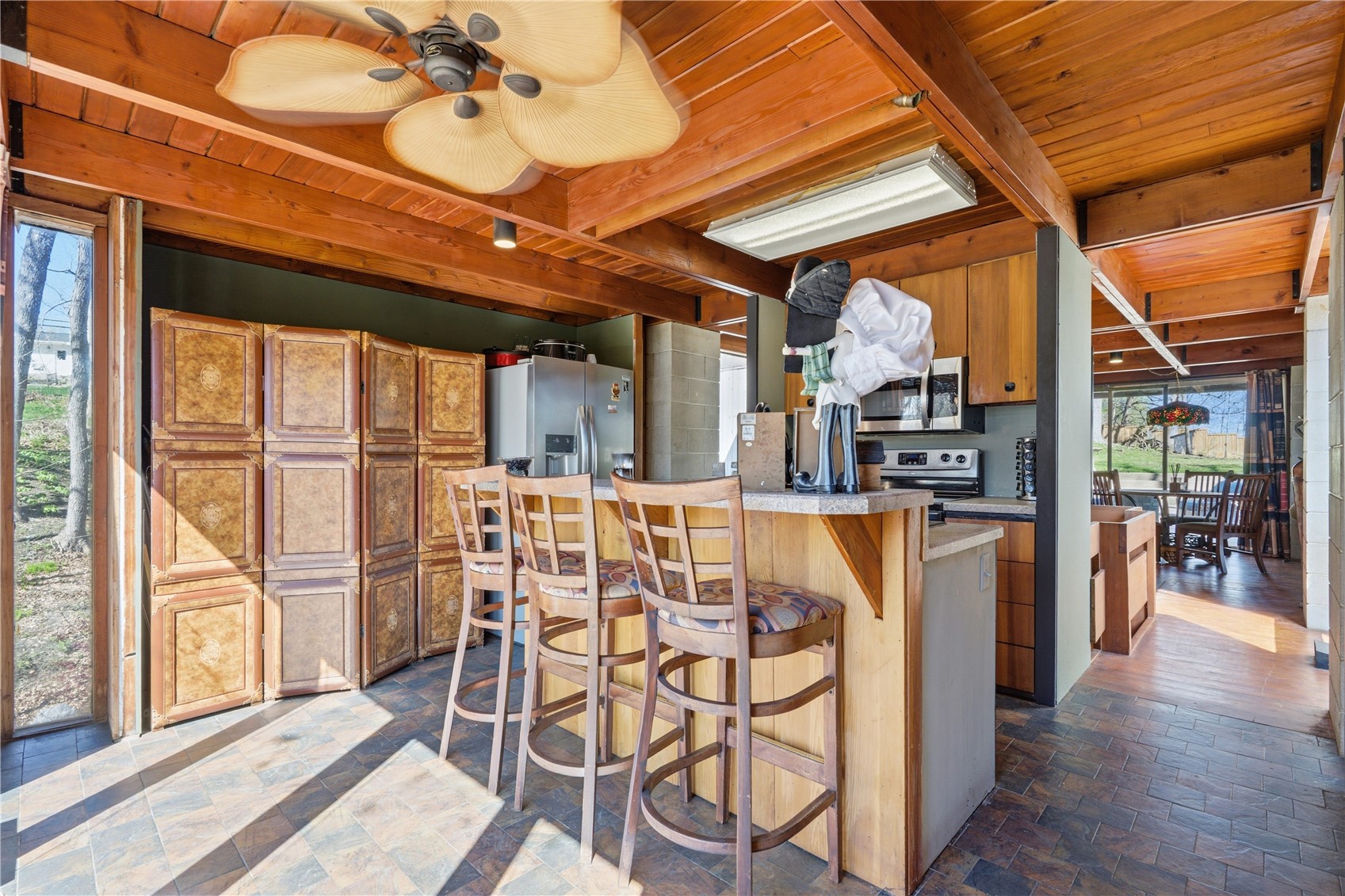 2140 Glass Road NE Cedar Rapids IA 52402