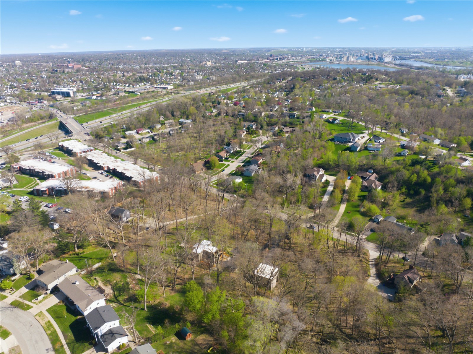 2140 Glass Road NE Cedar Rapids IA 52402