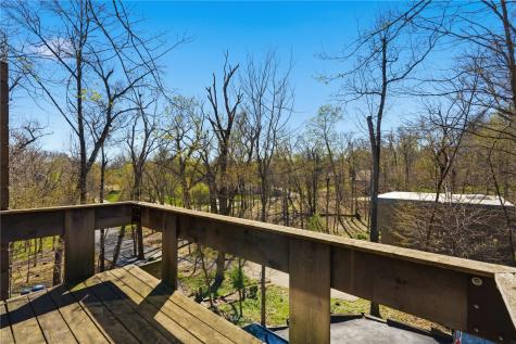 2140 Glass Road NE Cedar Rapids IA 52402
