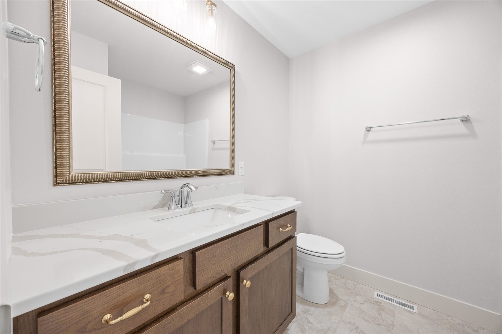 5402 Seminole Valley Trail NE Cedar Rapids IA 52411