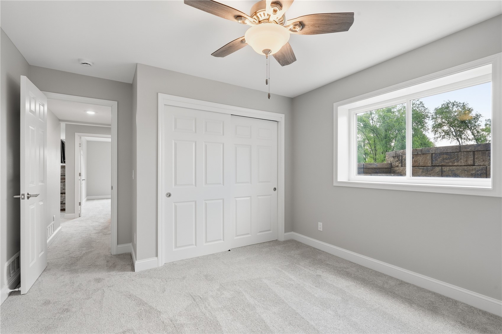 2416 Kestrel Drive SE Cedar Rapids IA 52403