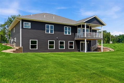 2416 Kestrel Drive SE Cedar Rapids IA 52403