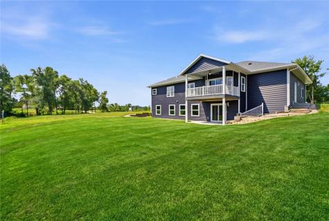 2416 Kestrel Drive SE Cedar Rapids IA 52403