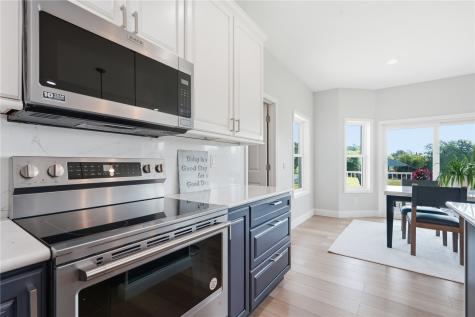 2416 Kestrel Drive SE Cedar Rapids IA 52403