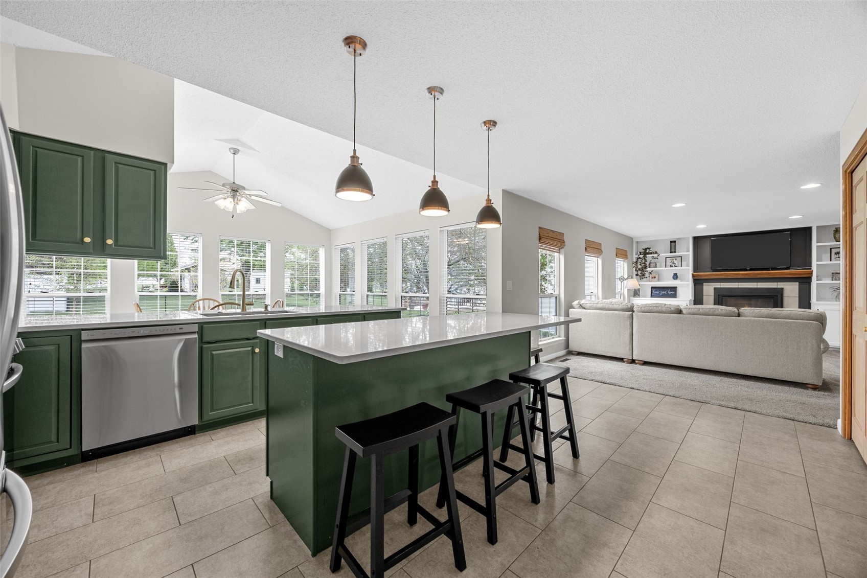 603 High Point Drive SW Cedar Rapids IA 52404