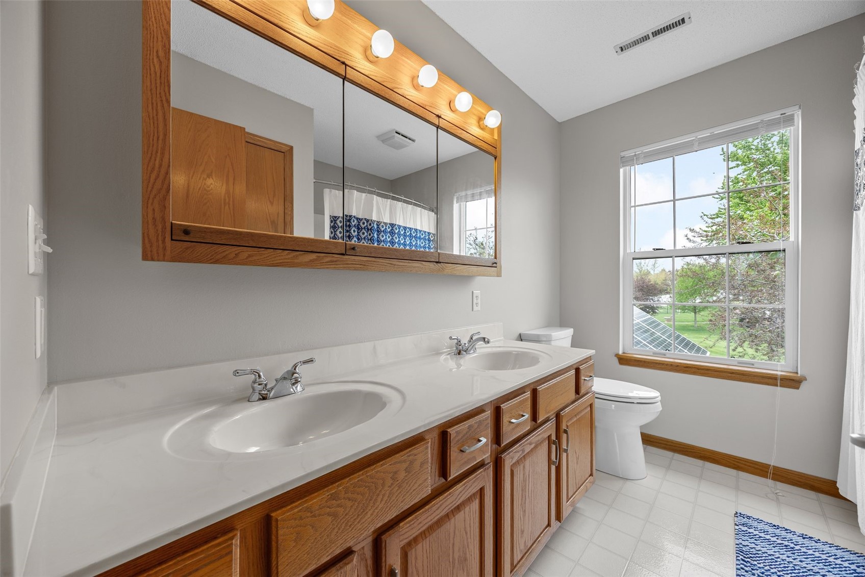 603 High Point Drive SW Cedar Rapids IA 52404