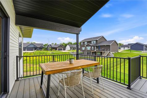 604 Rock Ridge Road Tiffin IA 52340