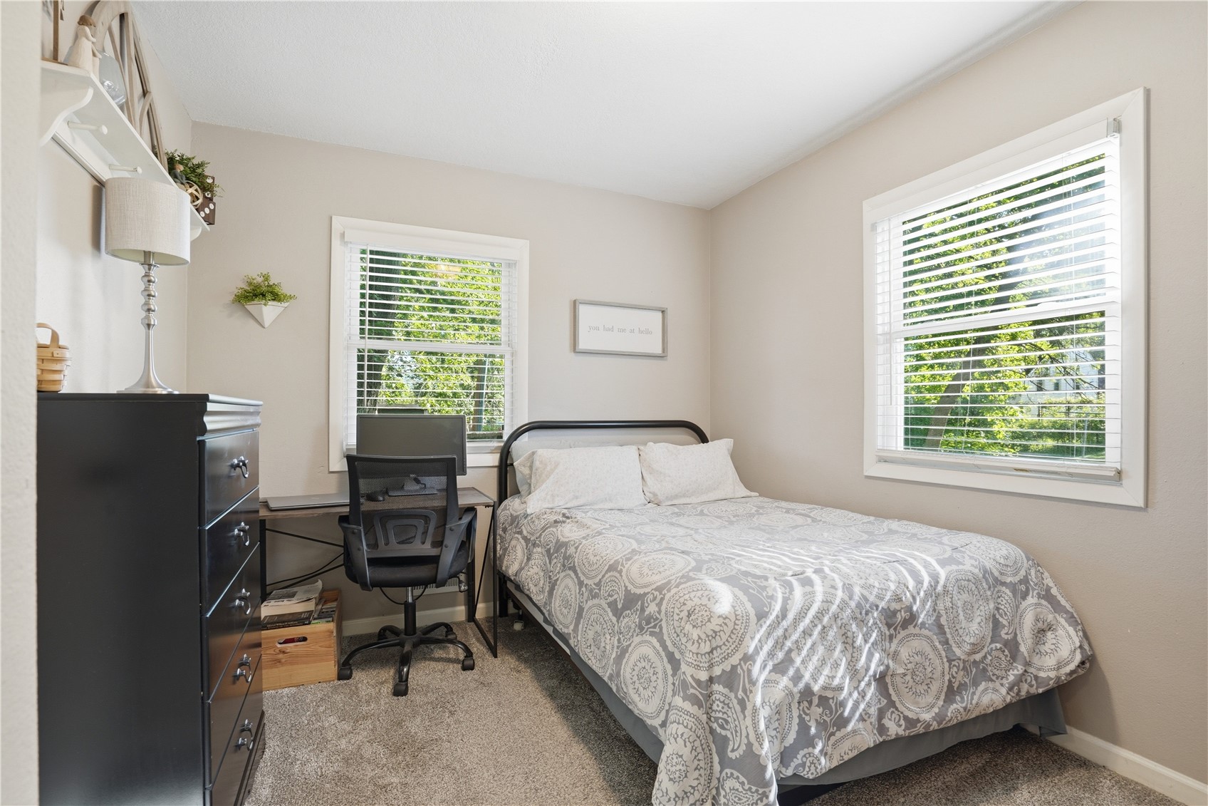 642 38th Street NE Cedar Rapids IA 52402