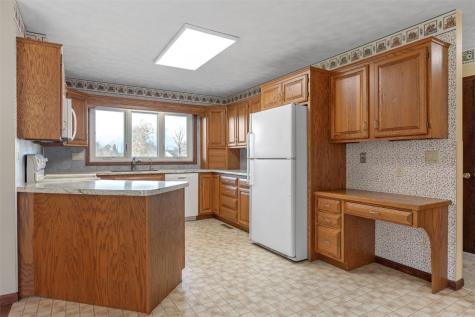 1688 17th Avenue Marion IA 52302