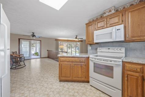 1688 17th Avenue Marion IA 52302