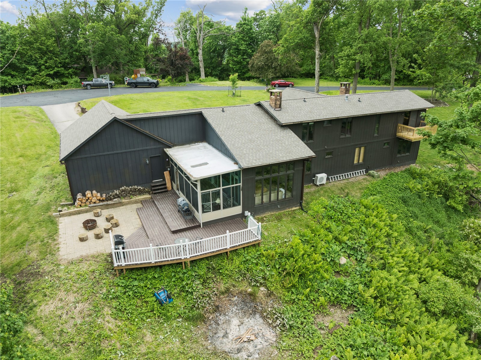 6220 High Country Drive NE Cedar Rapids IA 52411