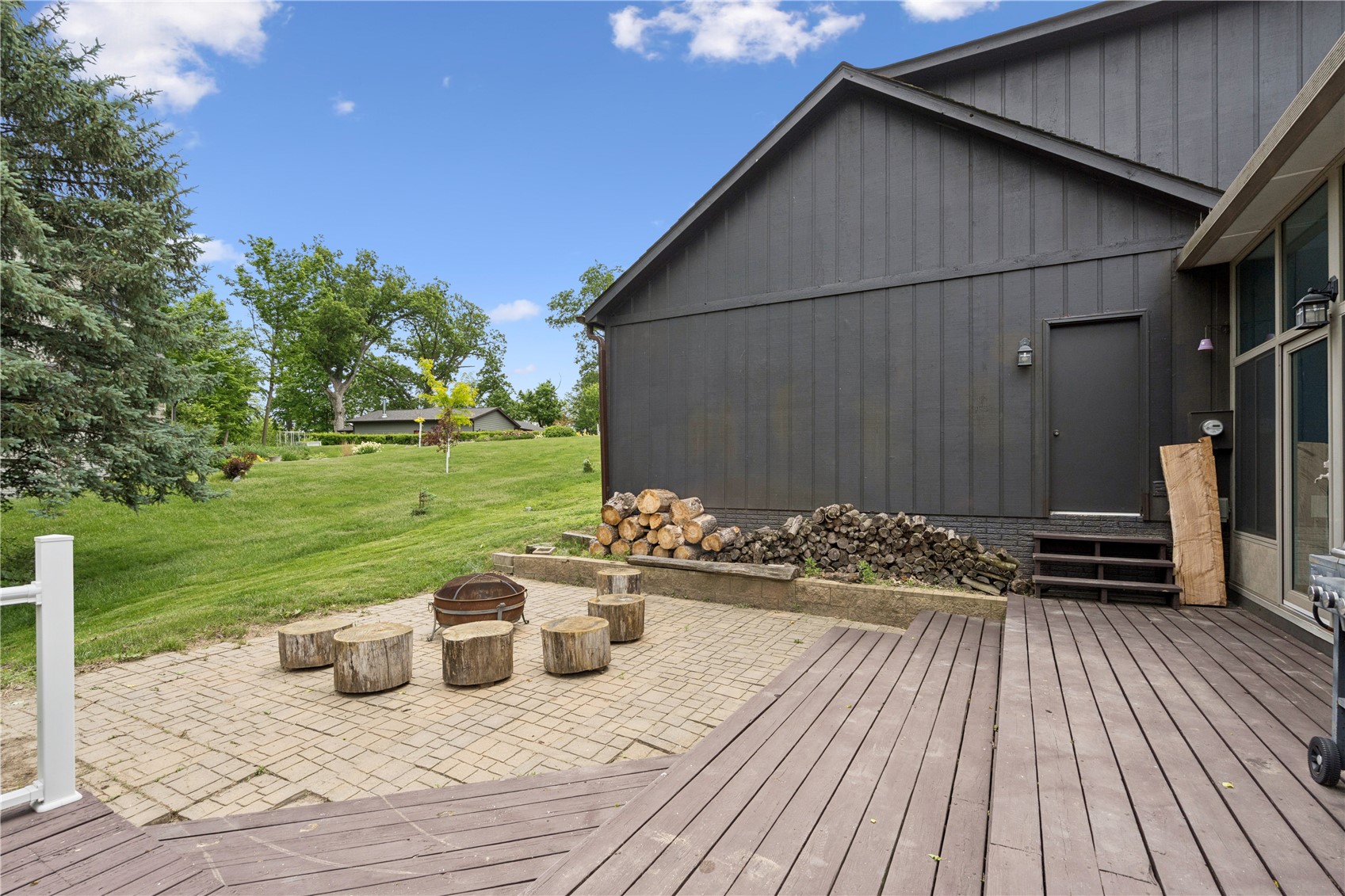 6220 High Country Drive NE Cedar Rapids IA 52411