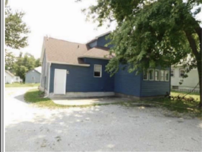 910 S 15th Street Centerville IA 52544