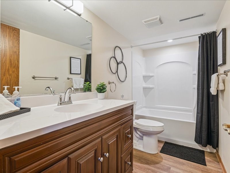 2355 Jessup Circle Iowa City IA 52246