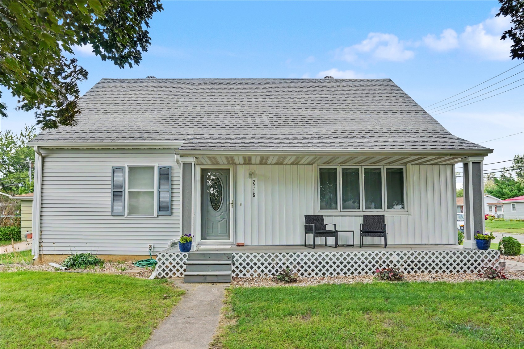 2718 E Avenue NW Cedar Rapids IA 52405