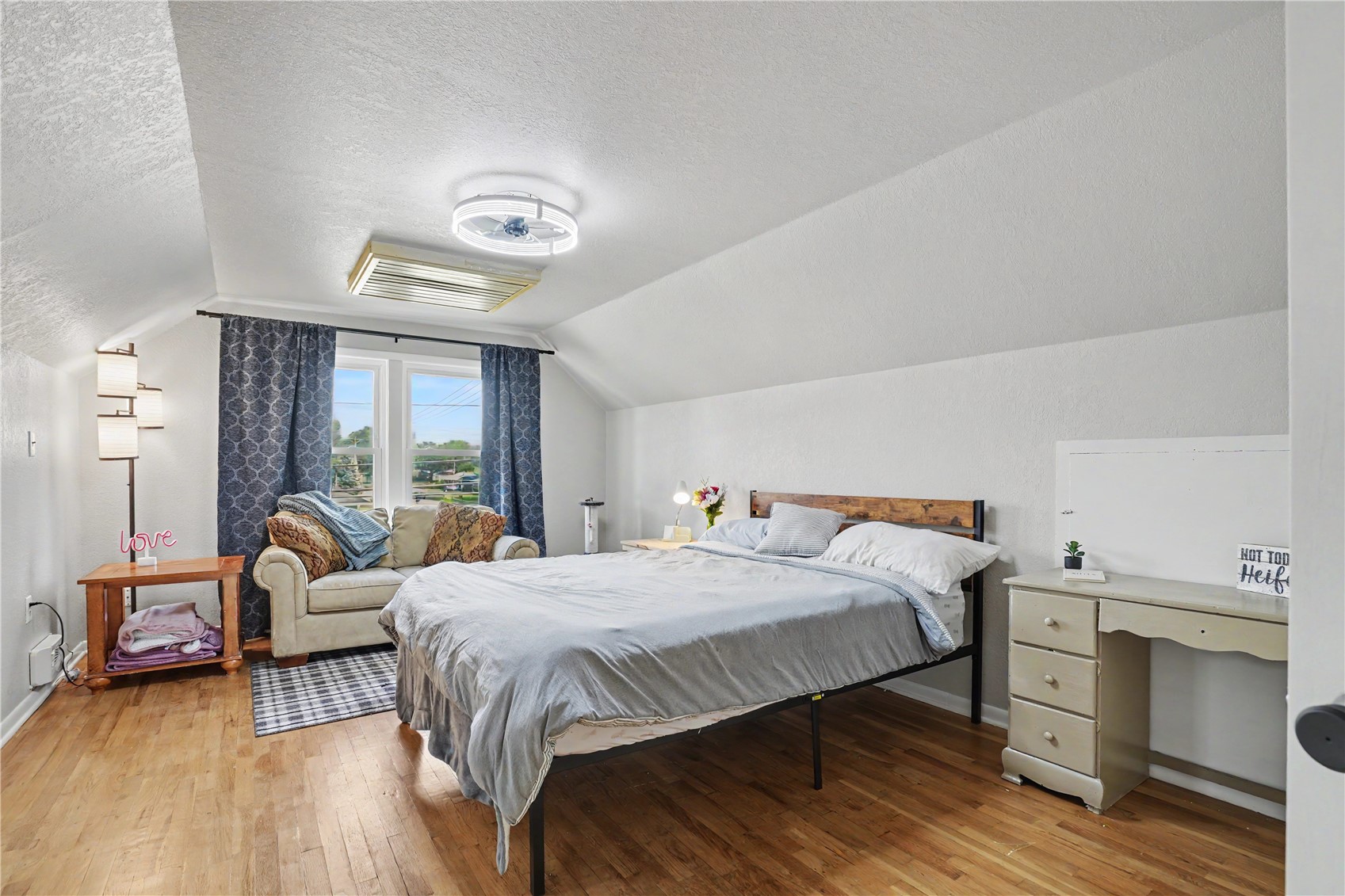 2718 E Avenue NW Cedar Rapids IA 52405