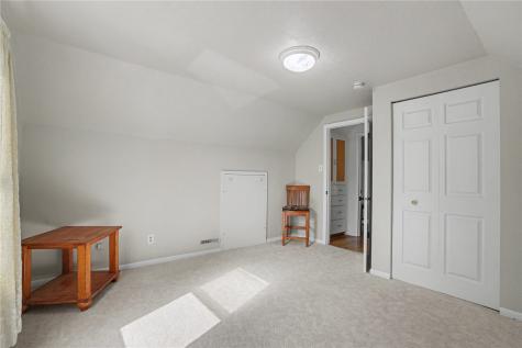 2718 E Avenue NW Cedar Rapids IA 52405