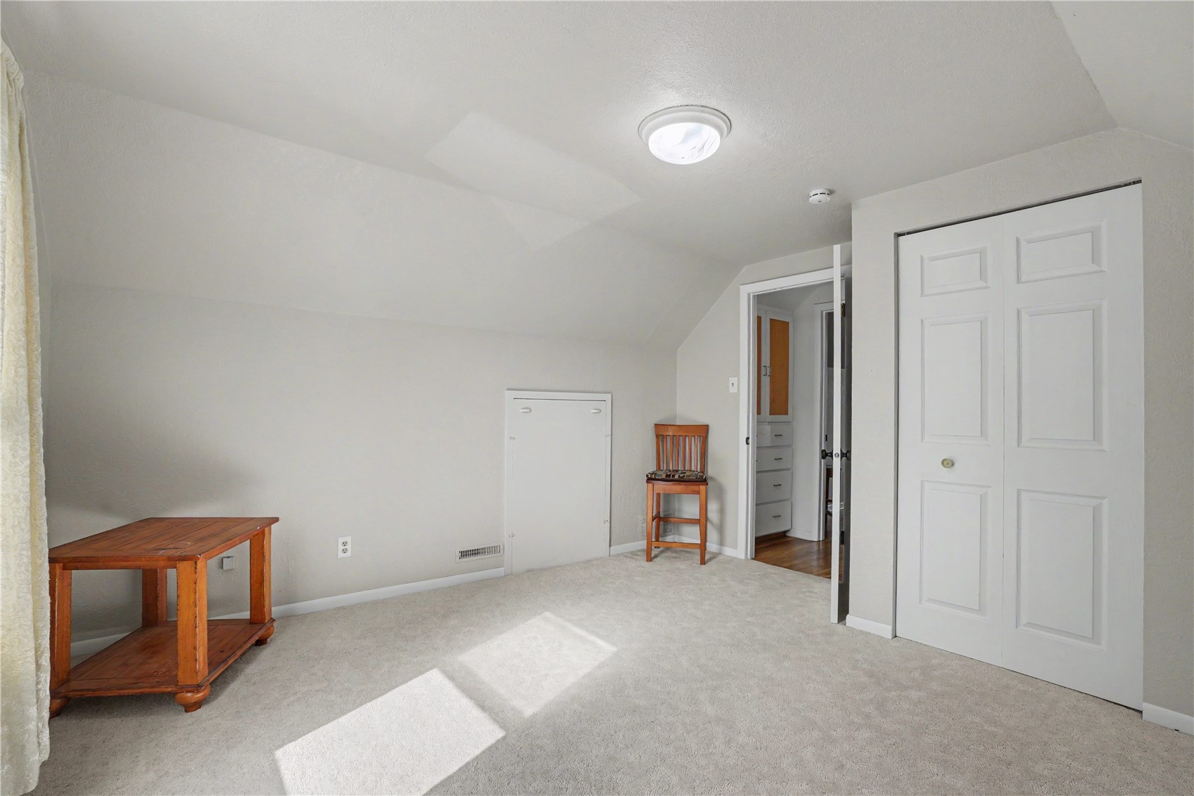 2718 E Avenue NW Cedar Rapids IA 52405