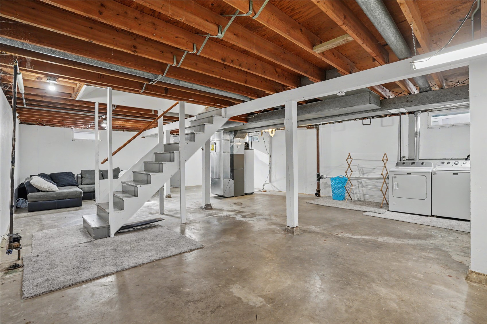 2718 E Avenue NW Cedar Rapids IA 52405