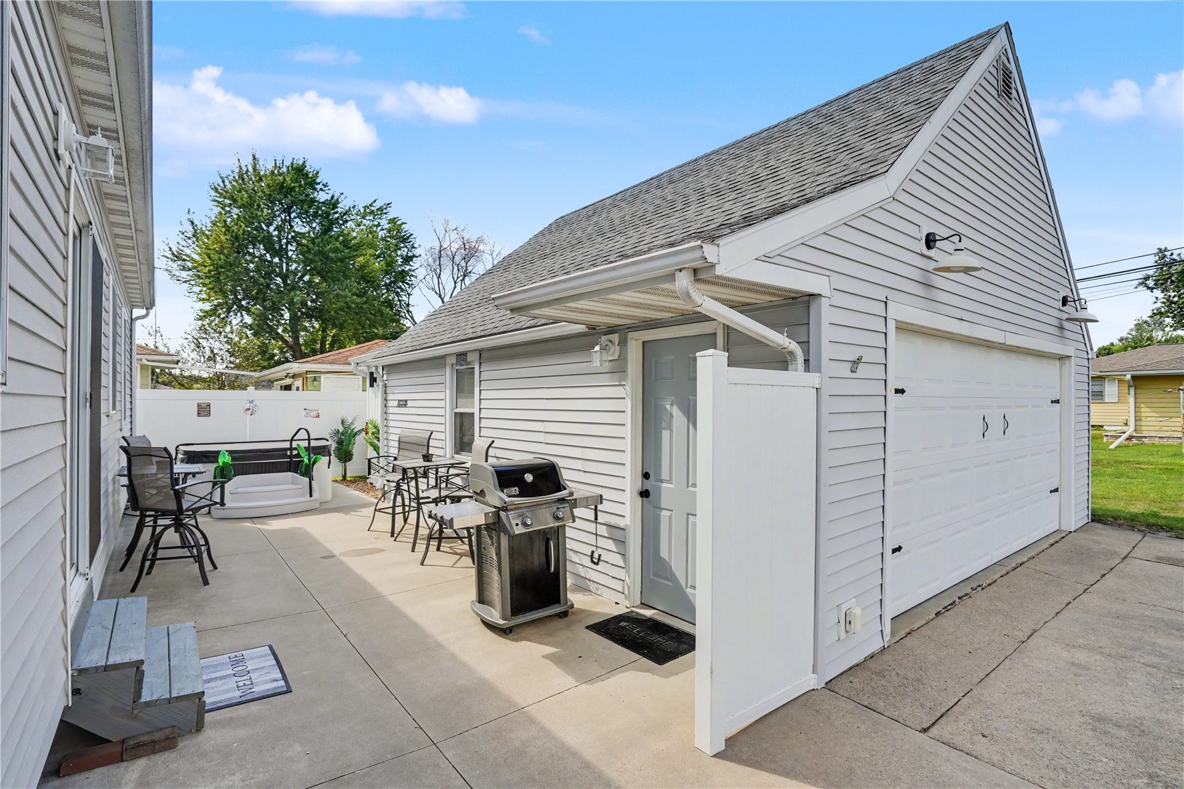 2718 E Avenue NW Cedar Rapids IA 52405