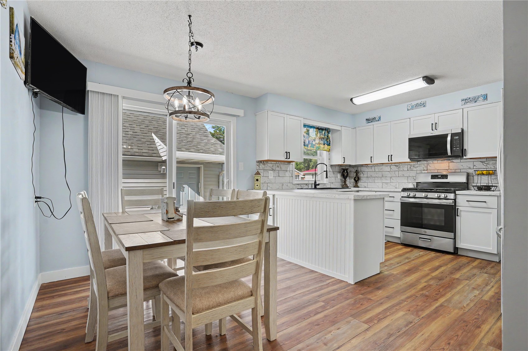 2718 E Avenue NW Cedar Rapids IA 52405