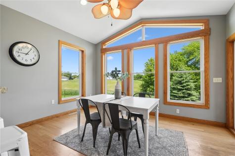 1253 Hillview Court NE Swisher IA 52338