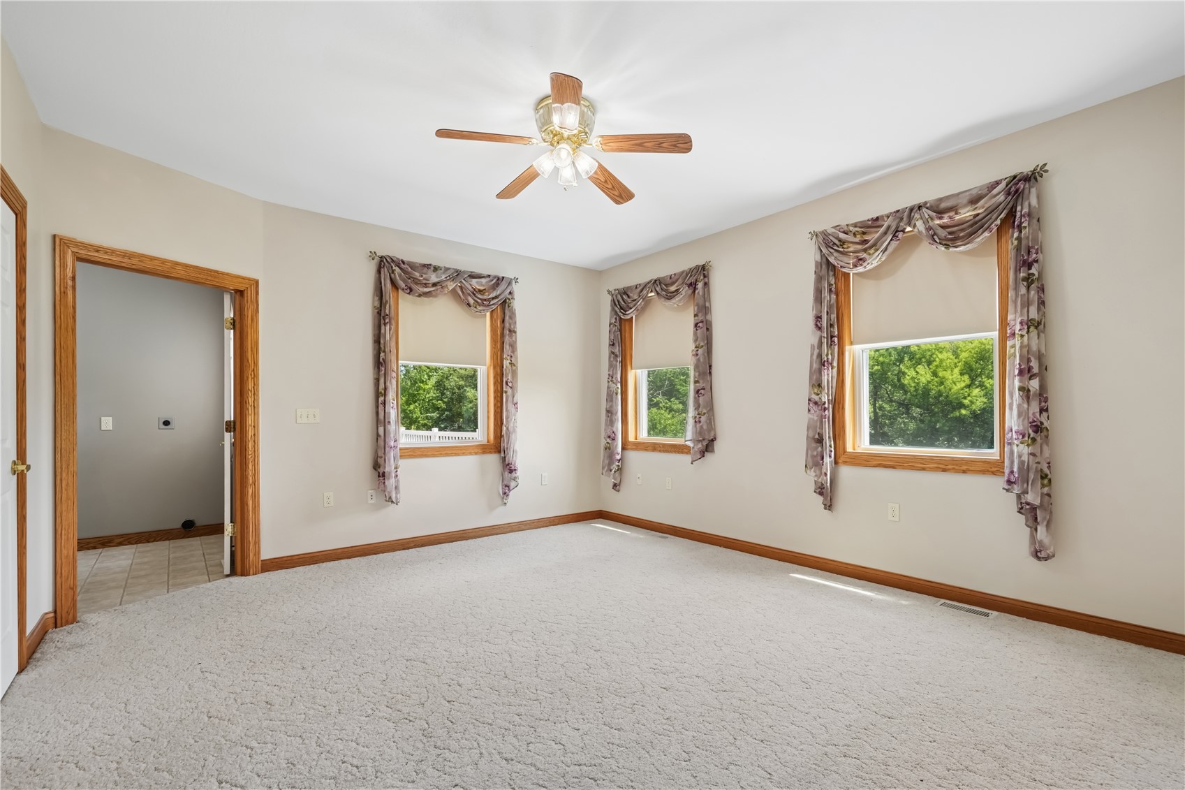 1253 Hillview Court NE Swisher IA 52338