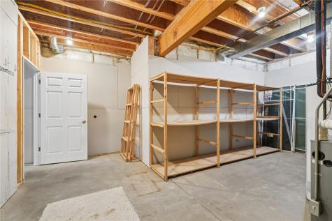 1253 Hillview Court NE Swisher IA 52338