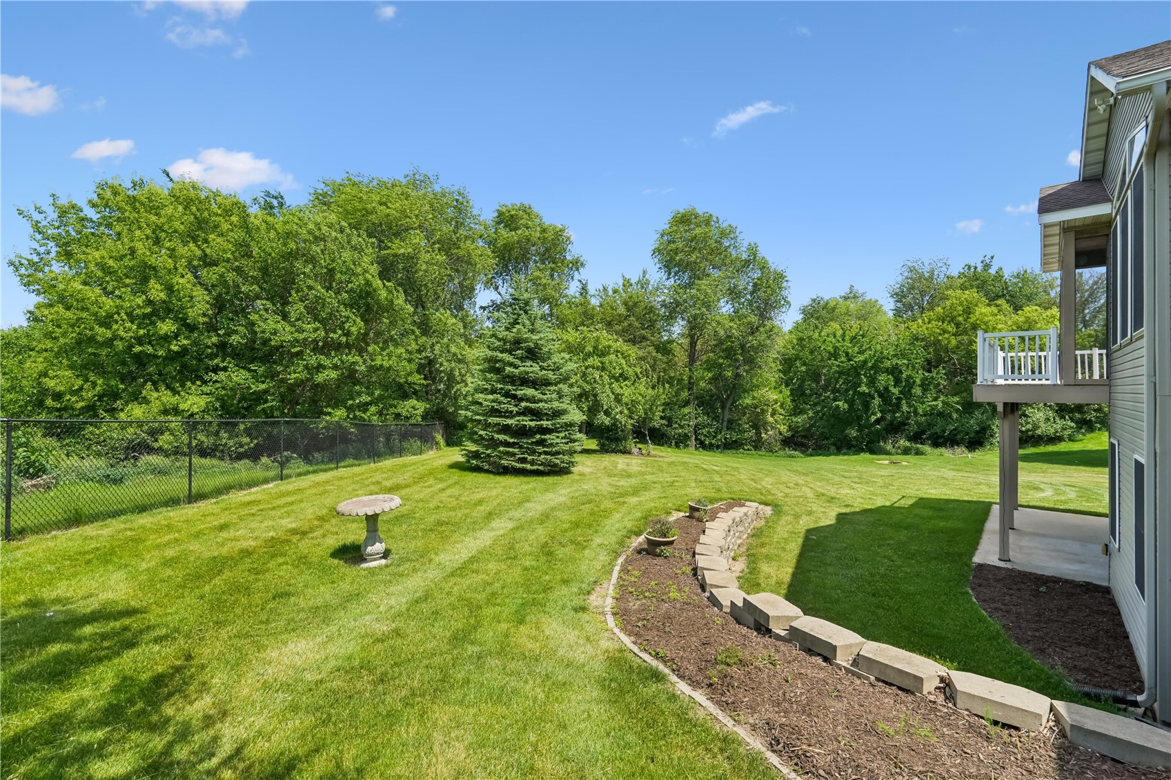 1253 Hillview Court NE Swisher IA 52338