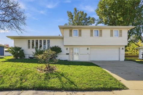2818 Southland Street SW Cedar Rapids IA 52404