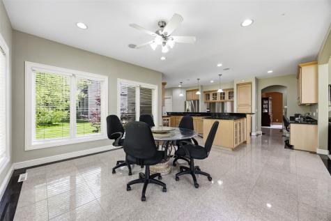 4402 Oak Leaf Court NE Cedar Rapids IA 52411