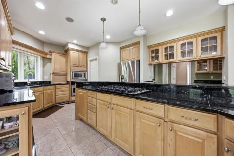4402 Oak Leaf Court NE Cedar Rapids IA 52411