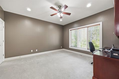 4402 Oak Leaf Court NE Cedar Rapids IA 52411