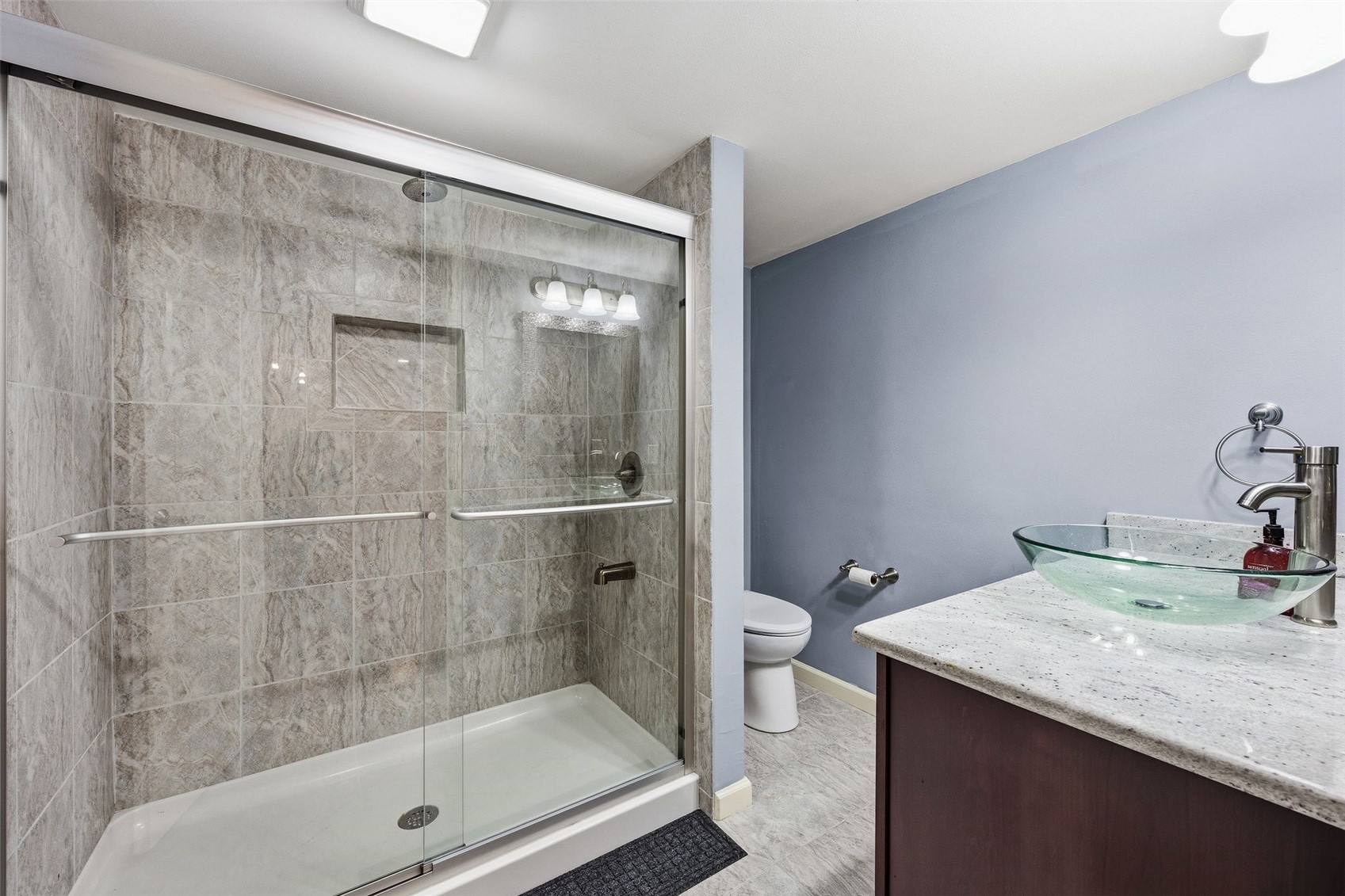 4402 Oak Leaf Court NE Cedar Rapids IA 52411