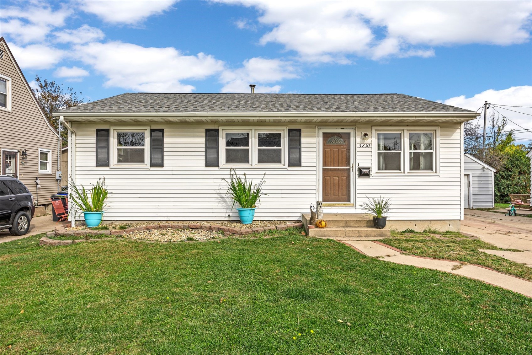 3210 Vine Avenue SE Cedar Rapids IA 52403