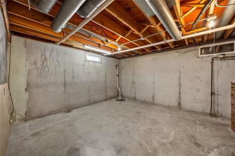 3210 Vine Avenue SE Cedar Rapids IA 52403