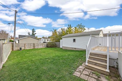 3210 Vine Avenue SE Cedar Rapids IA 52403