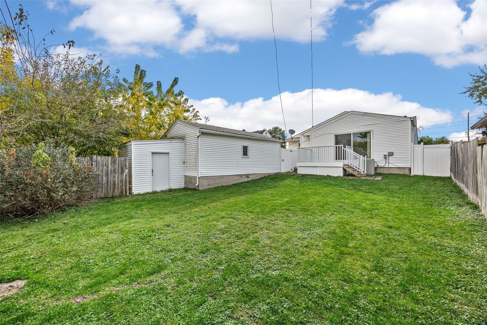 3210 Vine Avenue SE Cedar Rapids IA 52403