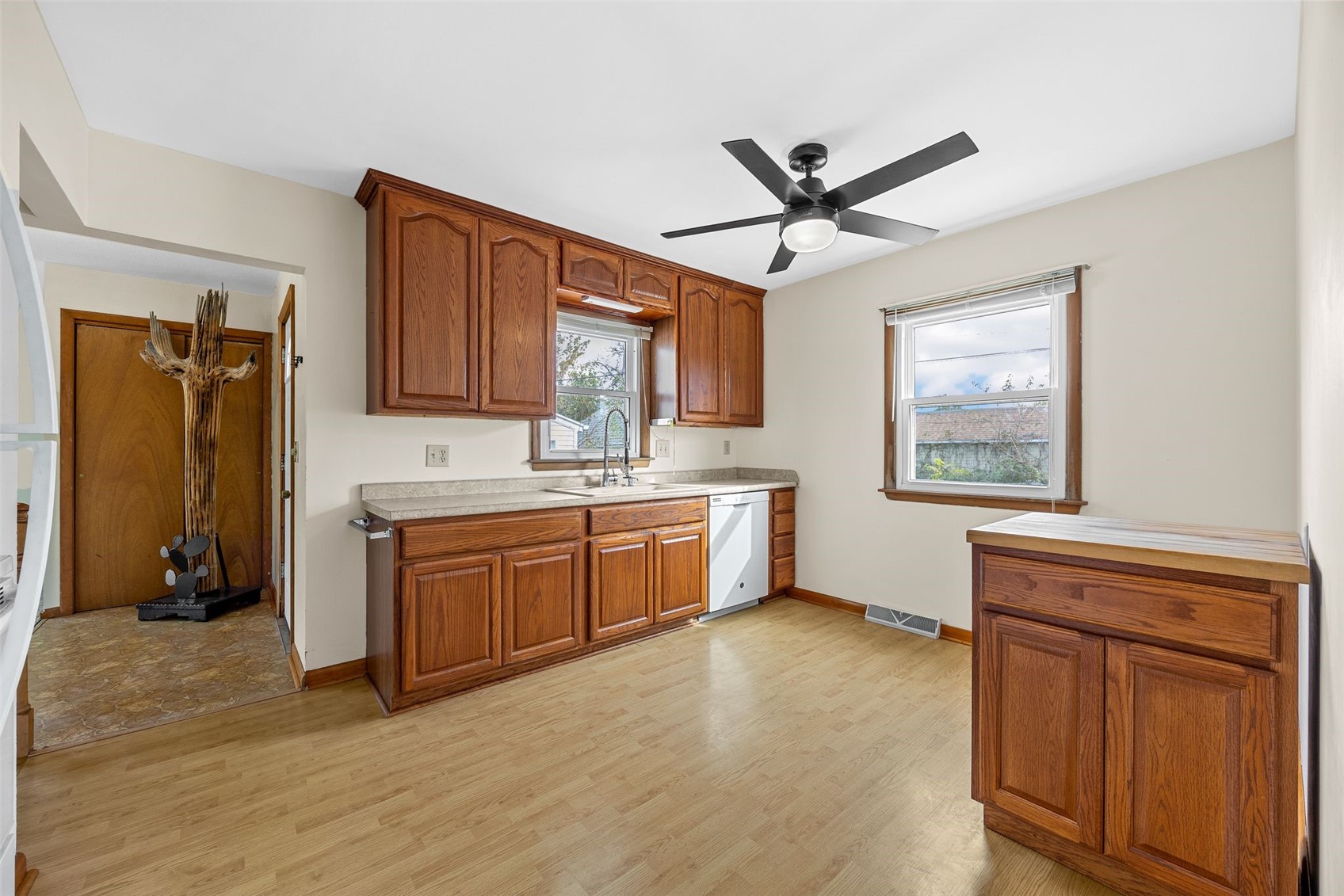 3210 Vine Avenue SE Cedar Rapids IA 52403